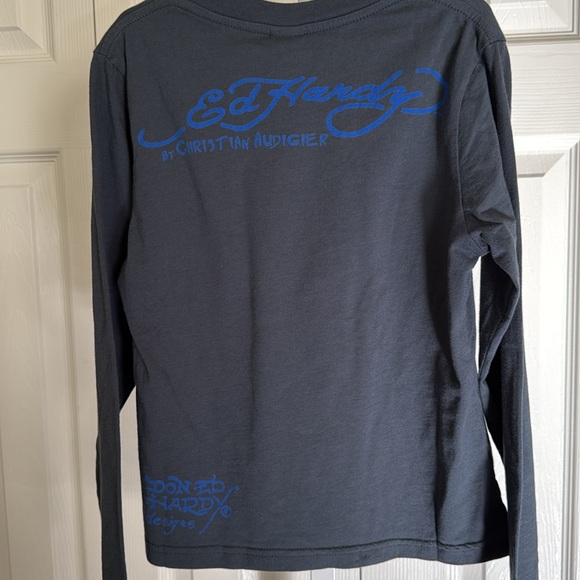 NWT ED HARDY KIDS LONG SLEEVE GRAYISH BLUE SHIRT💙 - Picture 5 of 5